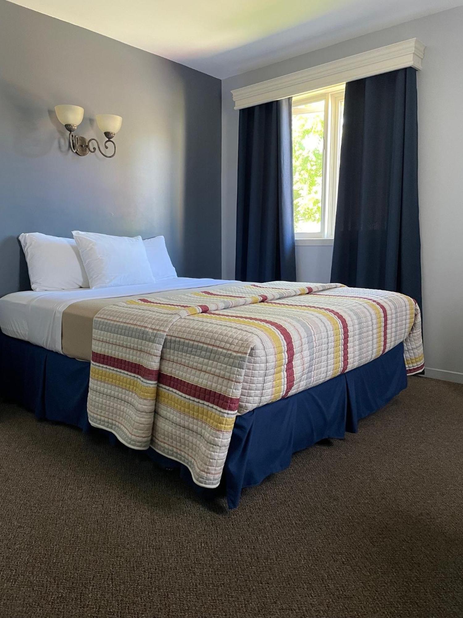 Hotel Le Pionnier Tadoussac Kültér fotó