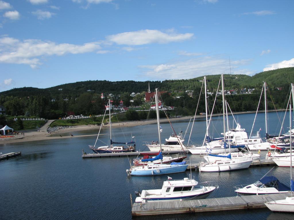 Hotel Le Pionnier Tadoussac Kültér fotó