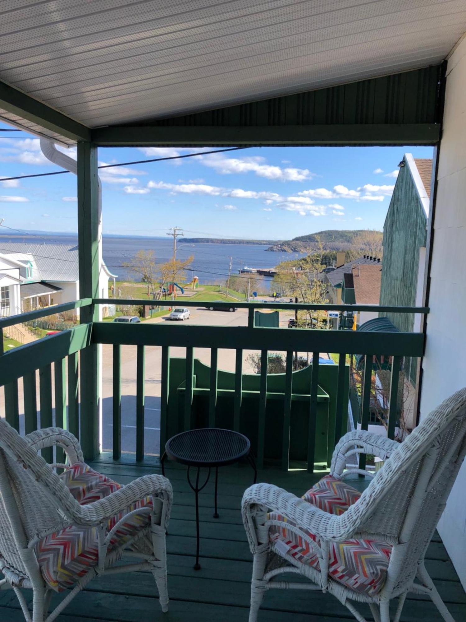 Hotel Le Pionnier Tadoussac Kültér fotó